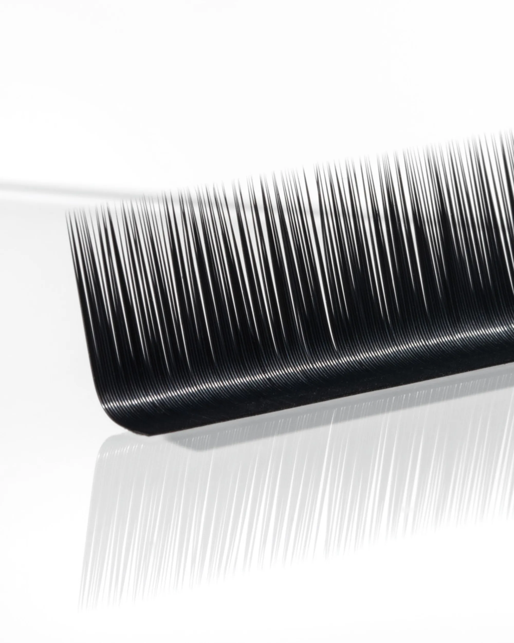 L-Curl Flat Lashes (Multi-Length Trays)