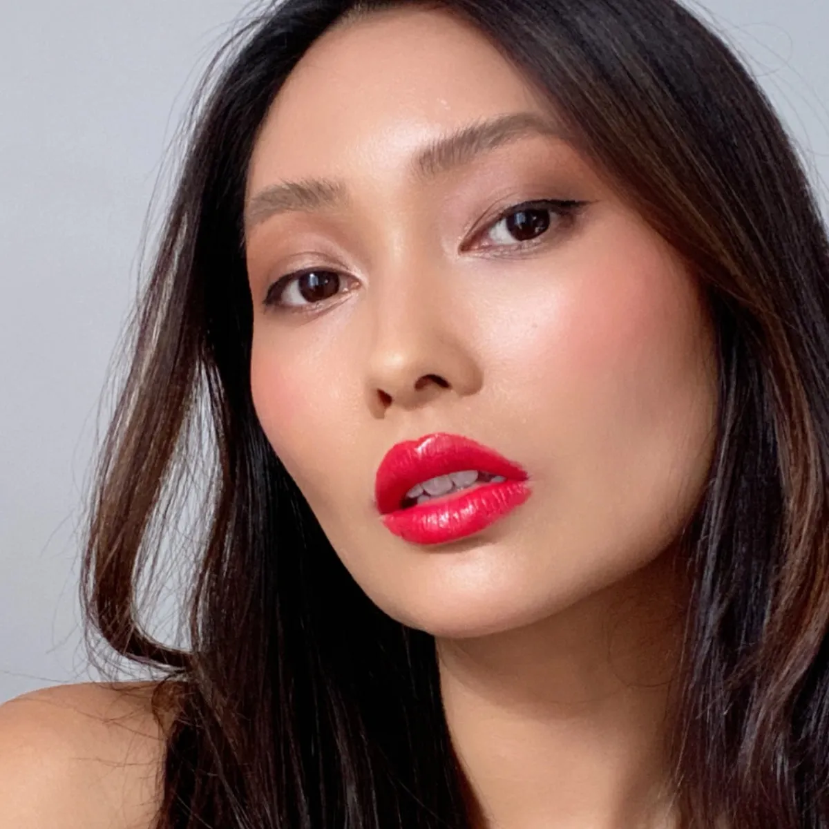 Suzy x SJ Lipstick (Satin Luxe)